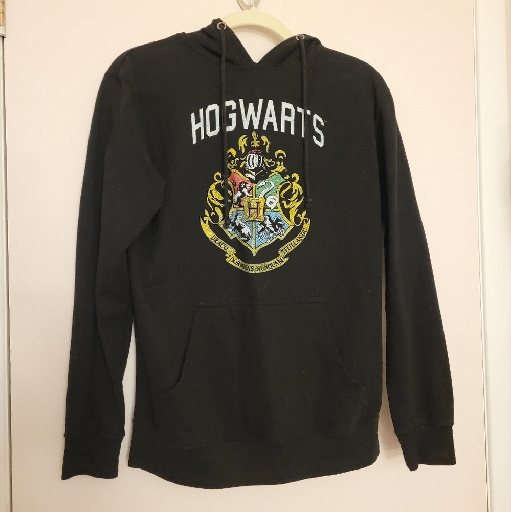 Black Hogwarts Hoodie